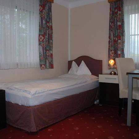 Landhaus Brieger Henndorf am Wallersee Chambre photo
